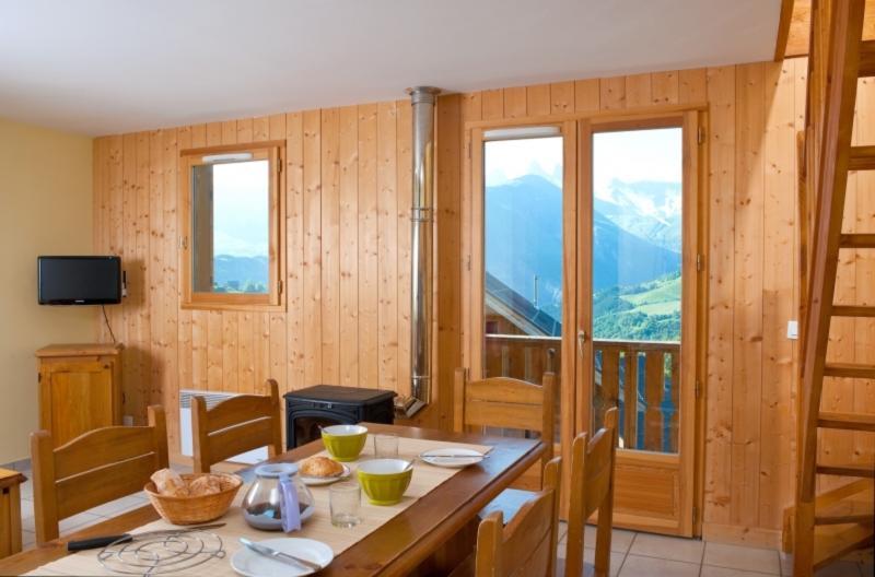 Madame Vacances Appartements Et Chalets La Fontaine Du Roi La Chal ภายนอก รูปภาพ